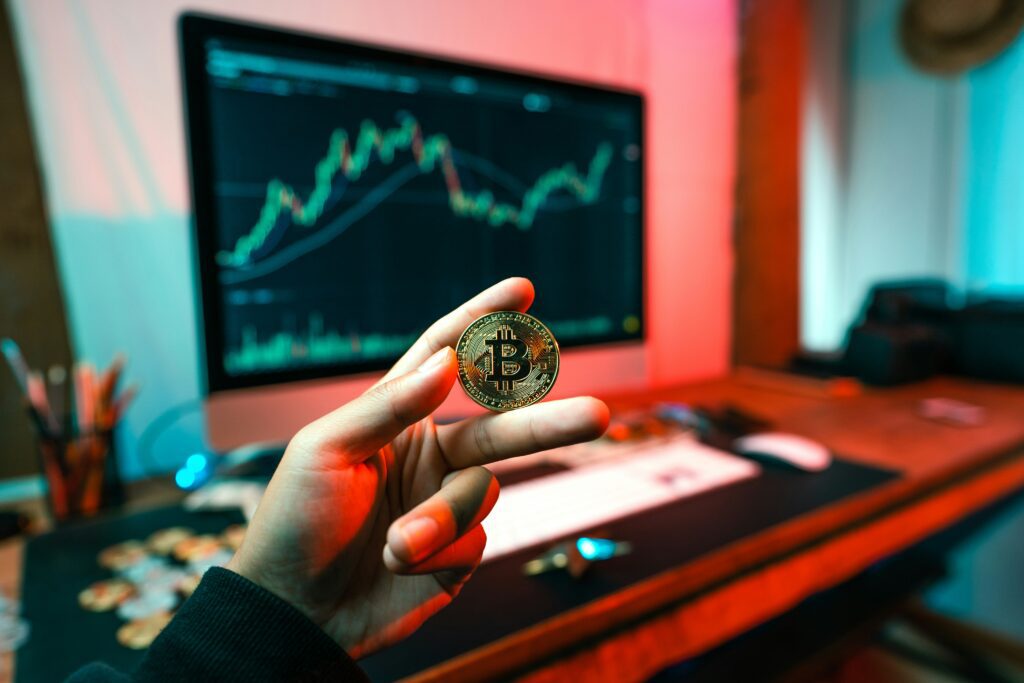 How to Make Money with Cryptocurrency in 2025
