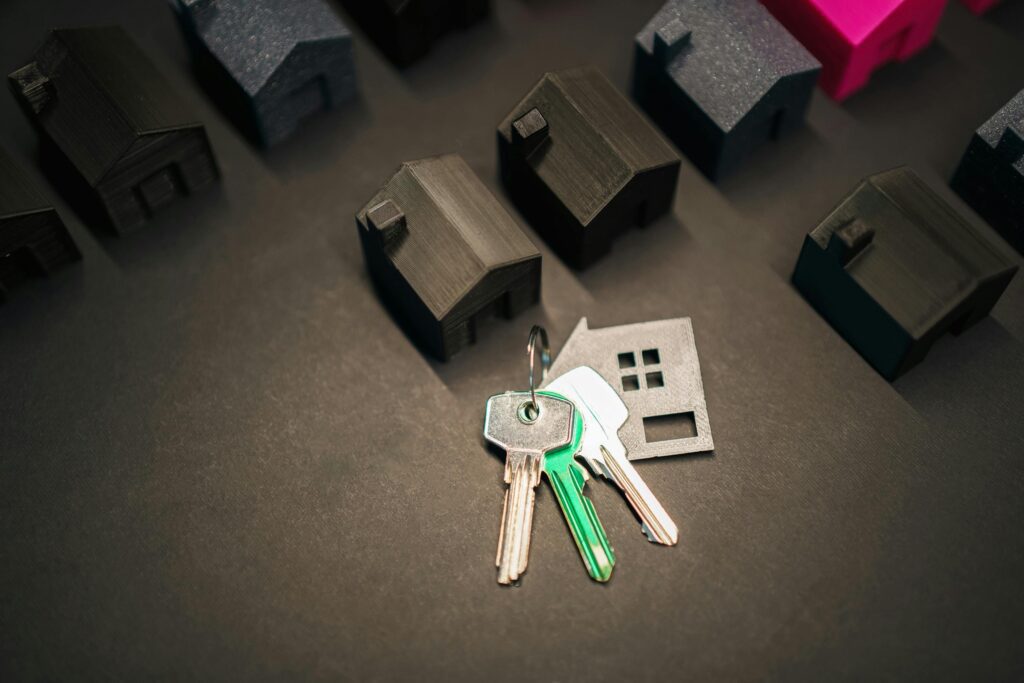 How to Invest in an Apartment Building