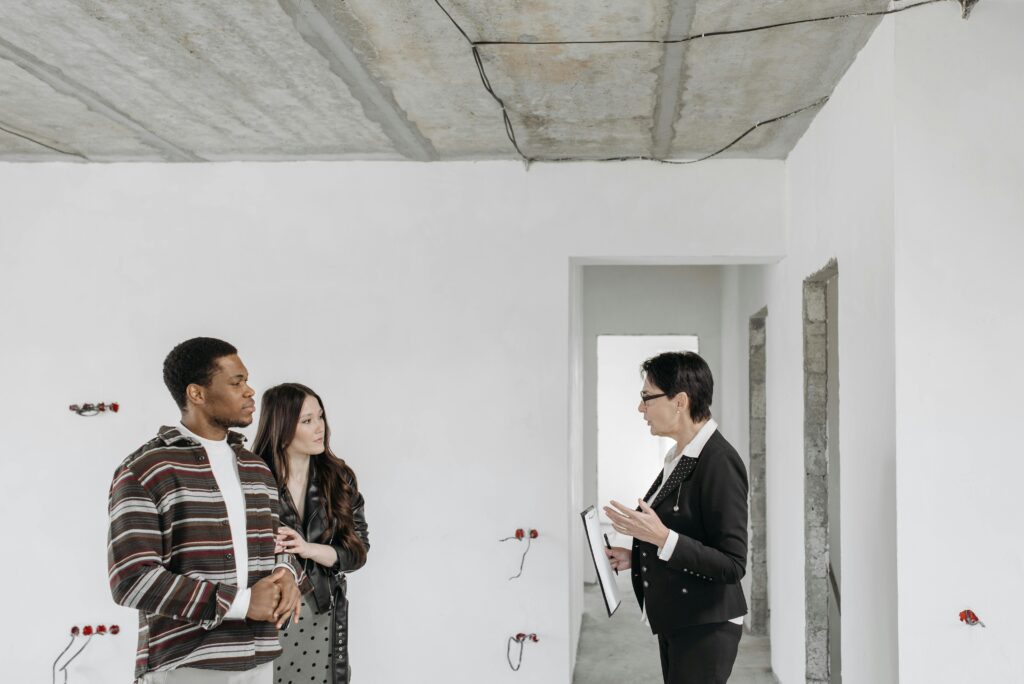 How to Invest in an Apartment Building