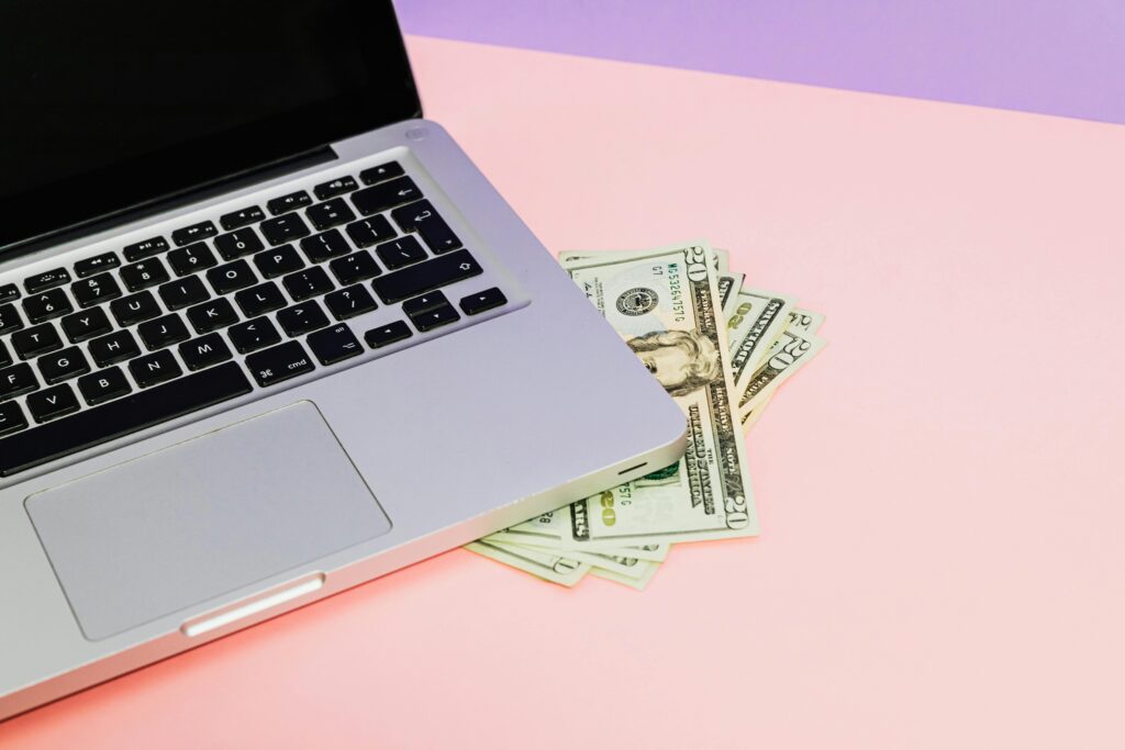 How i Earn Money from Home